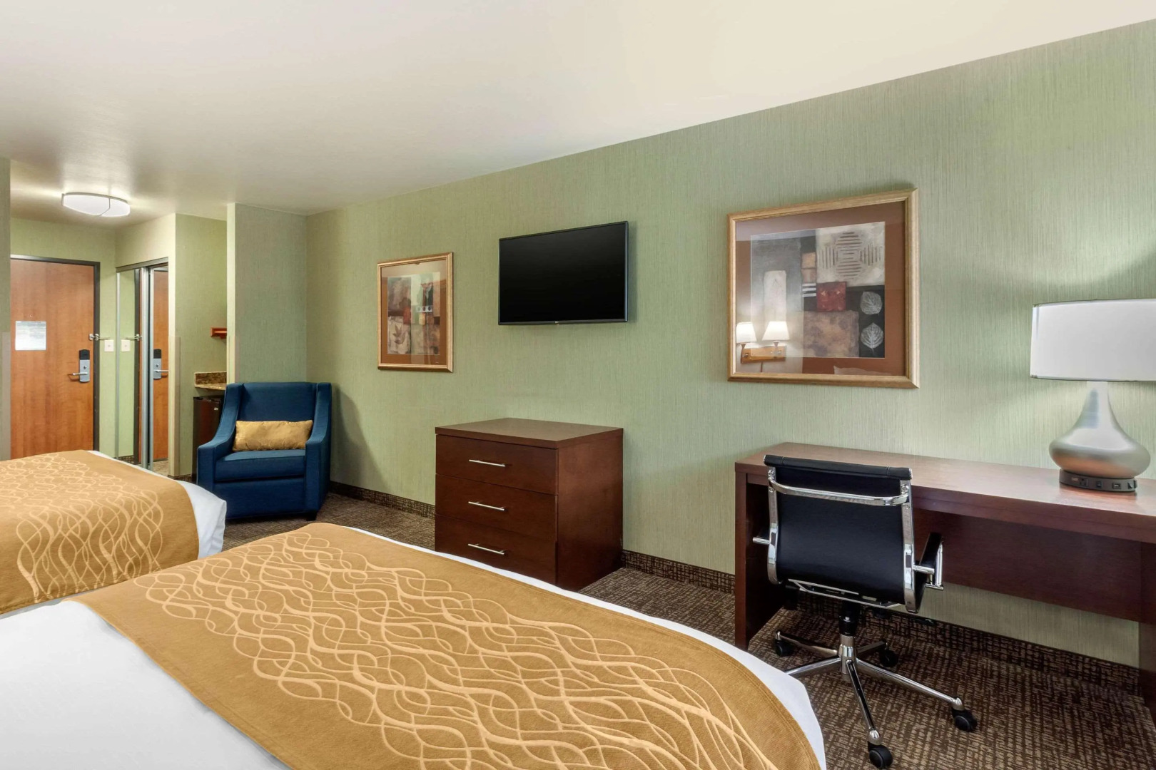 Comfort Inn & Suites Mitchell I-90