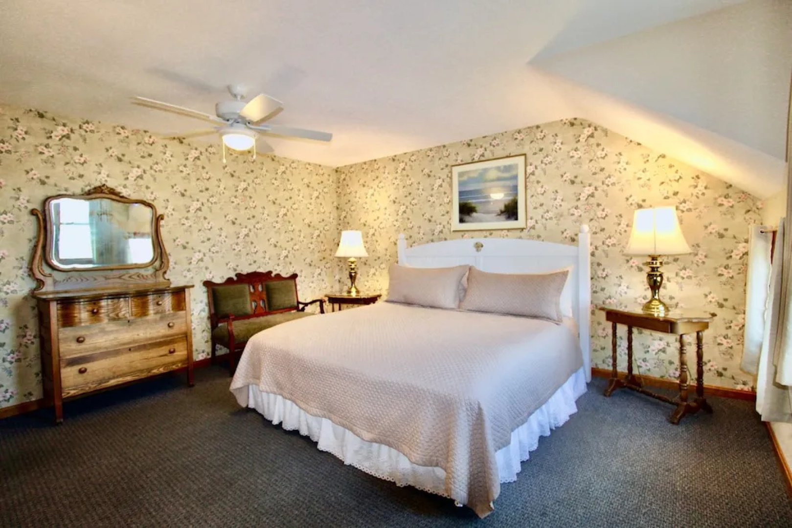 Rose Farm Inn