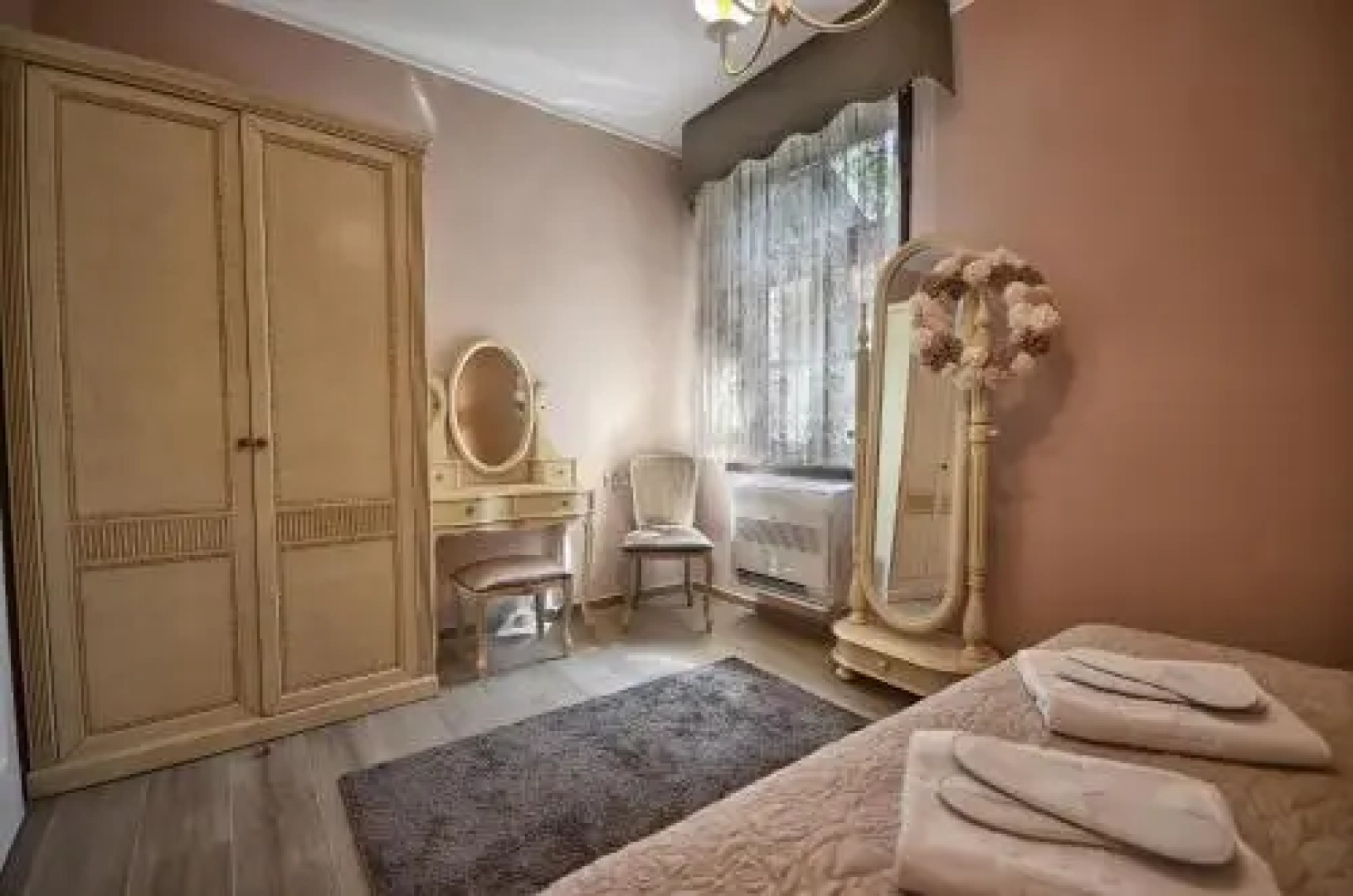 Royal Winery Queen Maria