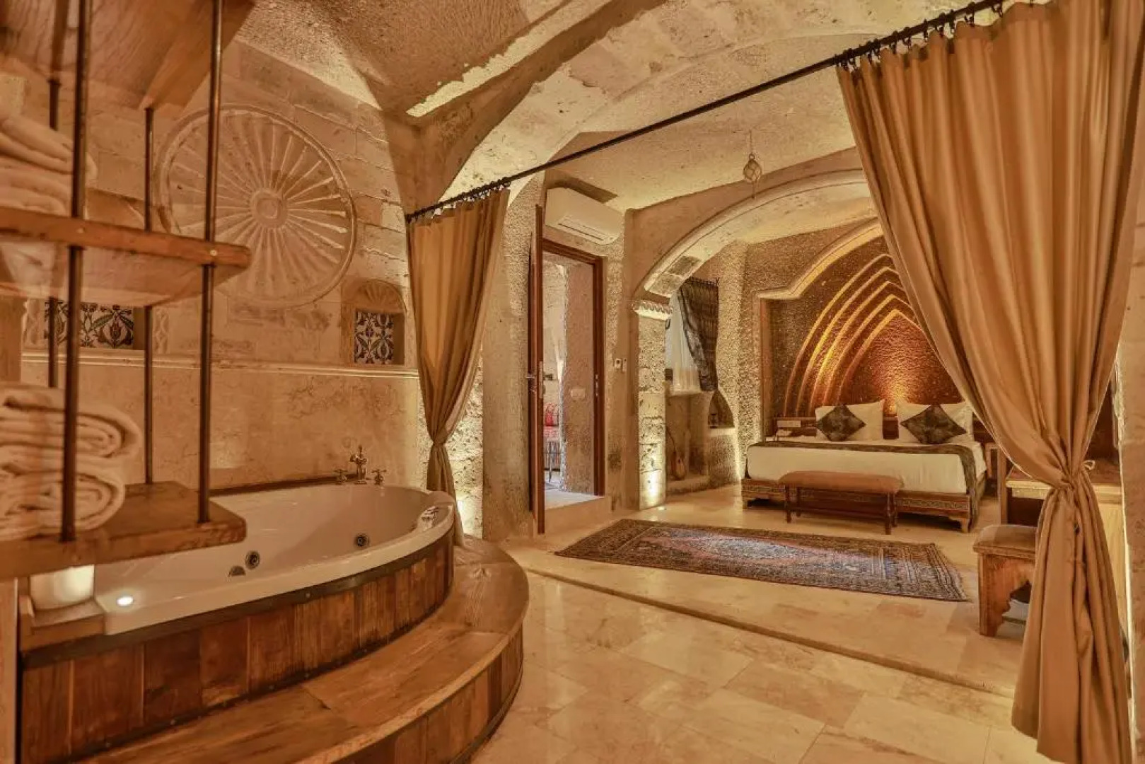 Şah Saray Cave Suites