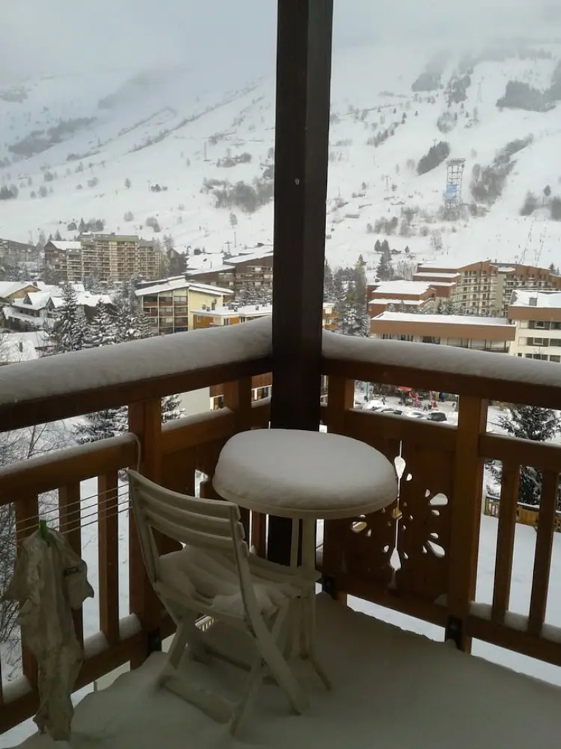 Studio in Les Deux Alpes, With Wonderful Mountain View and Furnished B