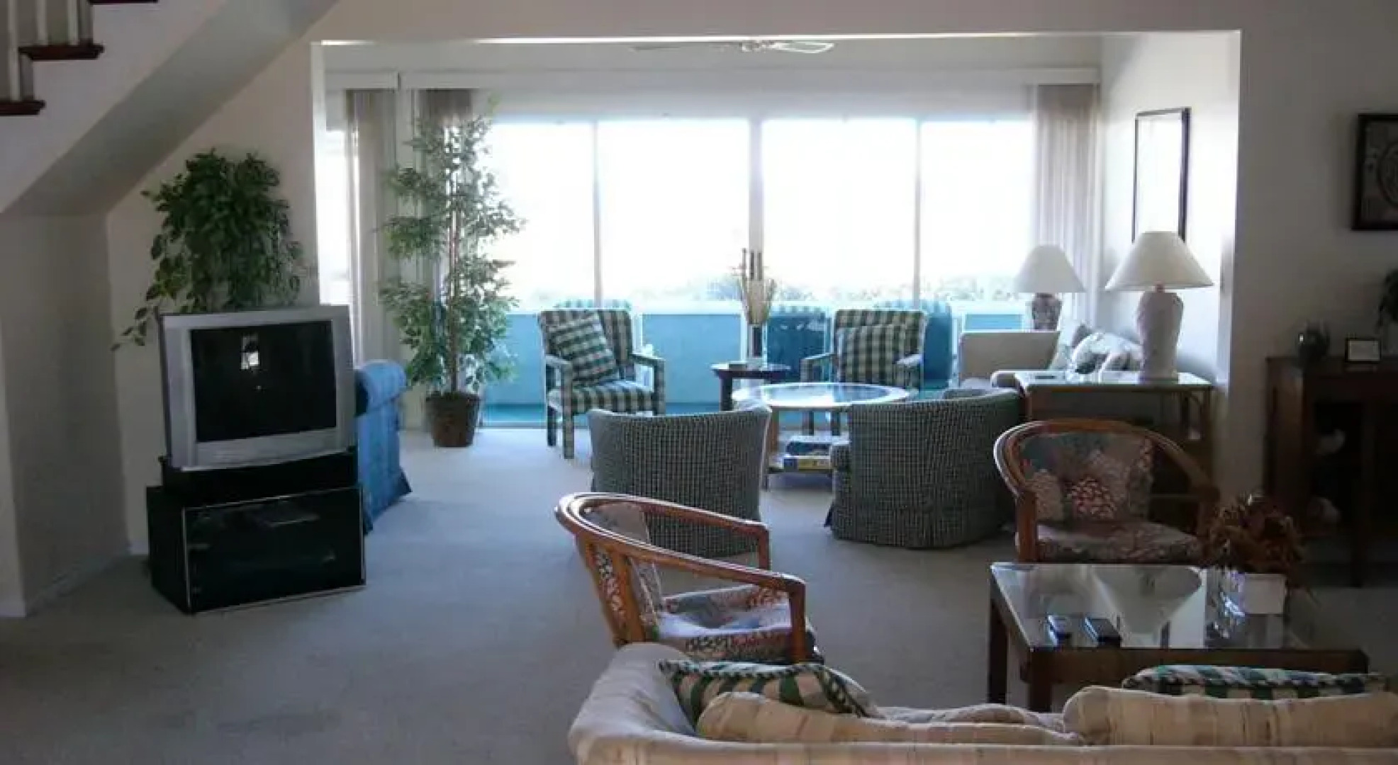 Island Life Beach House by Vacation Rental Pros