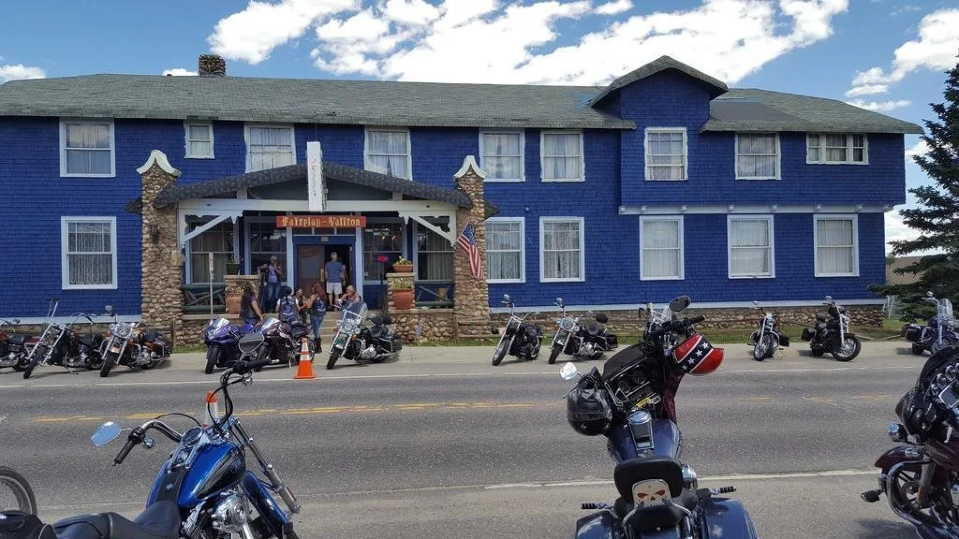 The Fairplay-Valiton Hotel