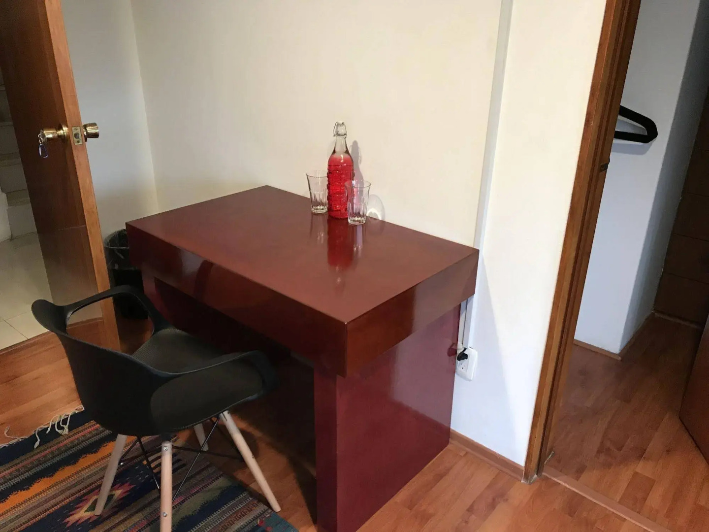 Shakespeare Apartment