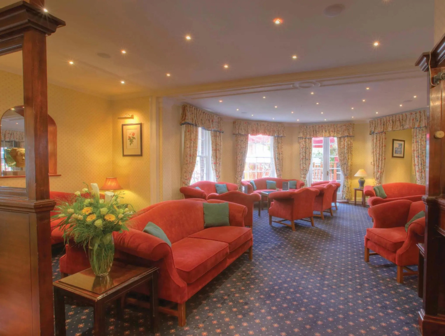 The Rose and Crown Hotel – Tonbridge