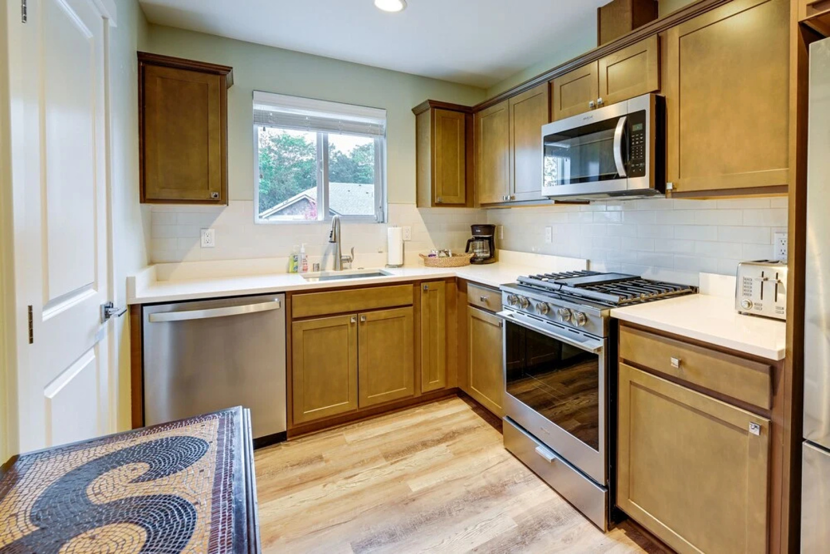 Modern Seatac Gem w/ Fireplace & Smart Tvs!