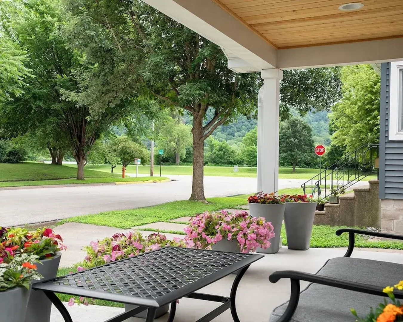 Big River Escape Parkside Bungalow