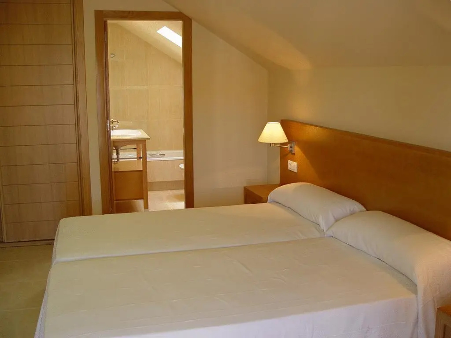 Apartamentos Trisquel