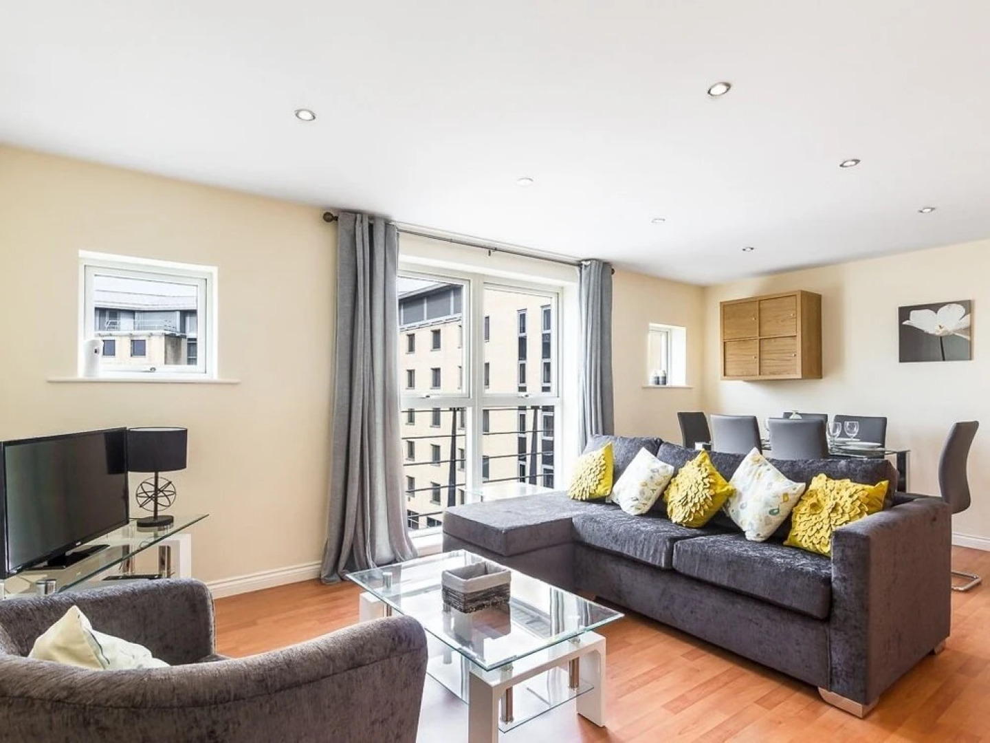 Stay In Curzon Apartments