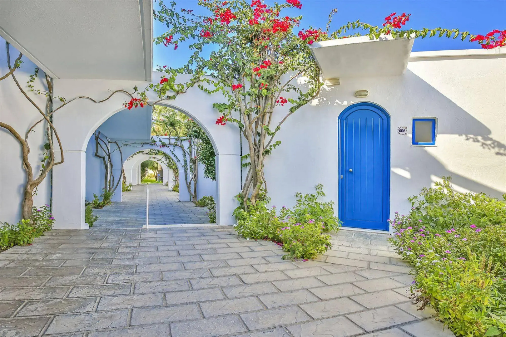 Отель Alex Beach Hotel - Bungalows