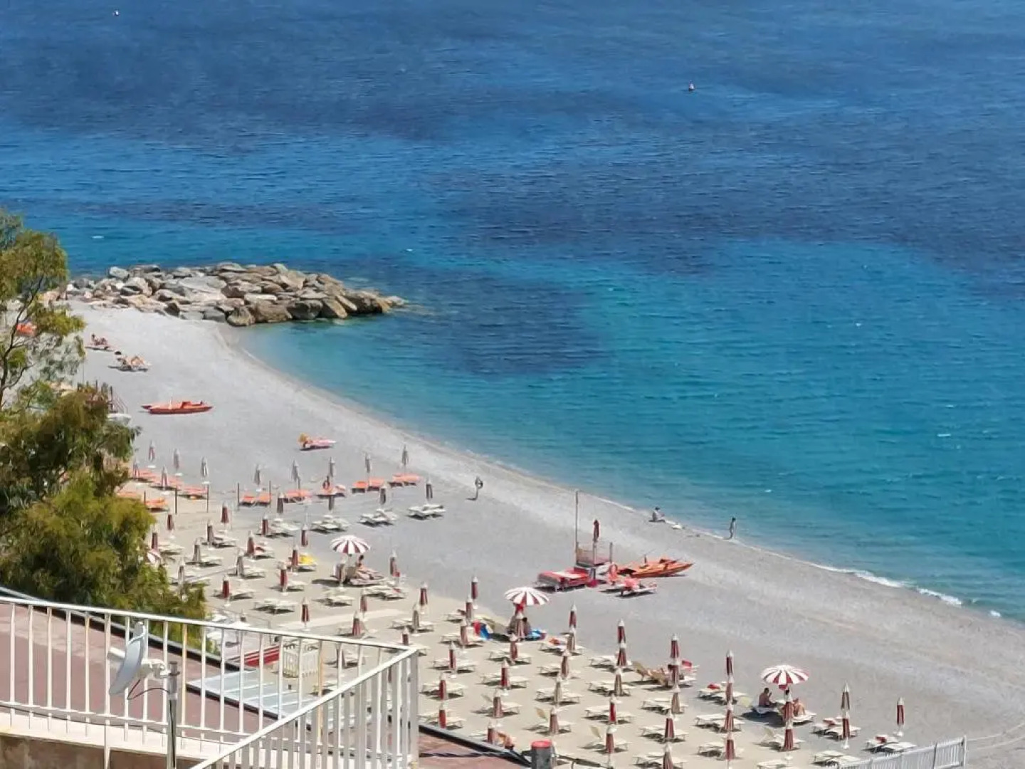 Una finestra sul mare Home 1