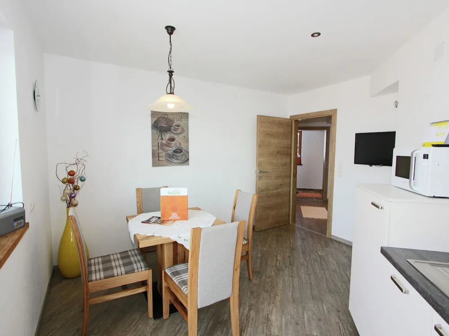 Hilltop Apartment in Hart im Zillertal near Ski Area