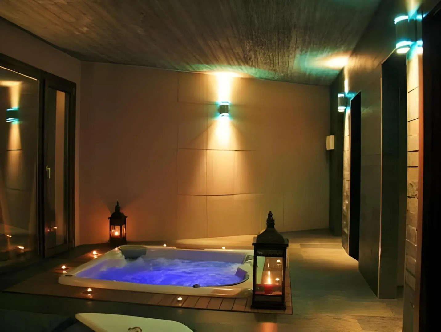 Boutique & Spa Capitulo Trece