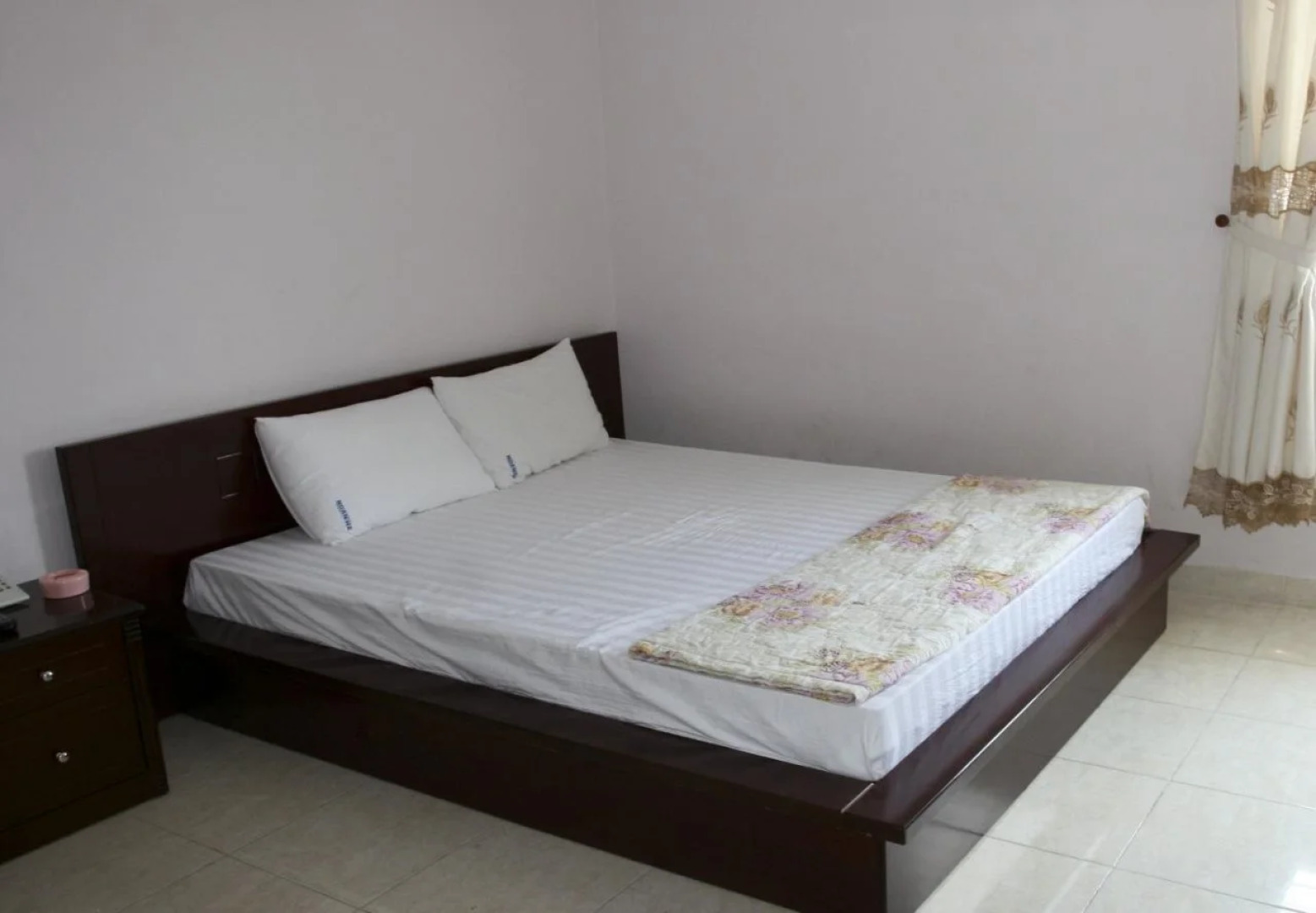 Kim Thuy Ngan Ha hotel