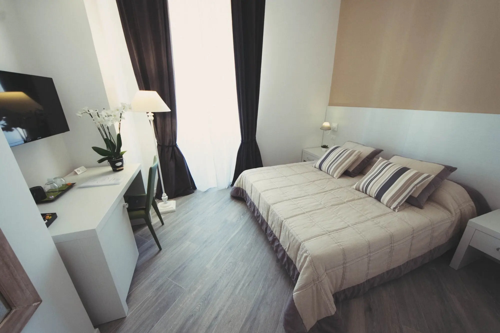 Vantaggio Suites