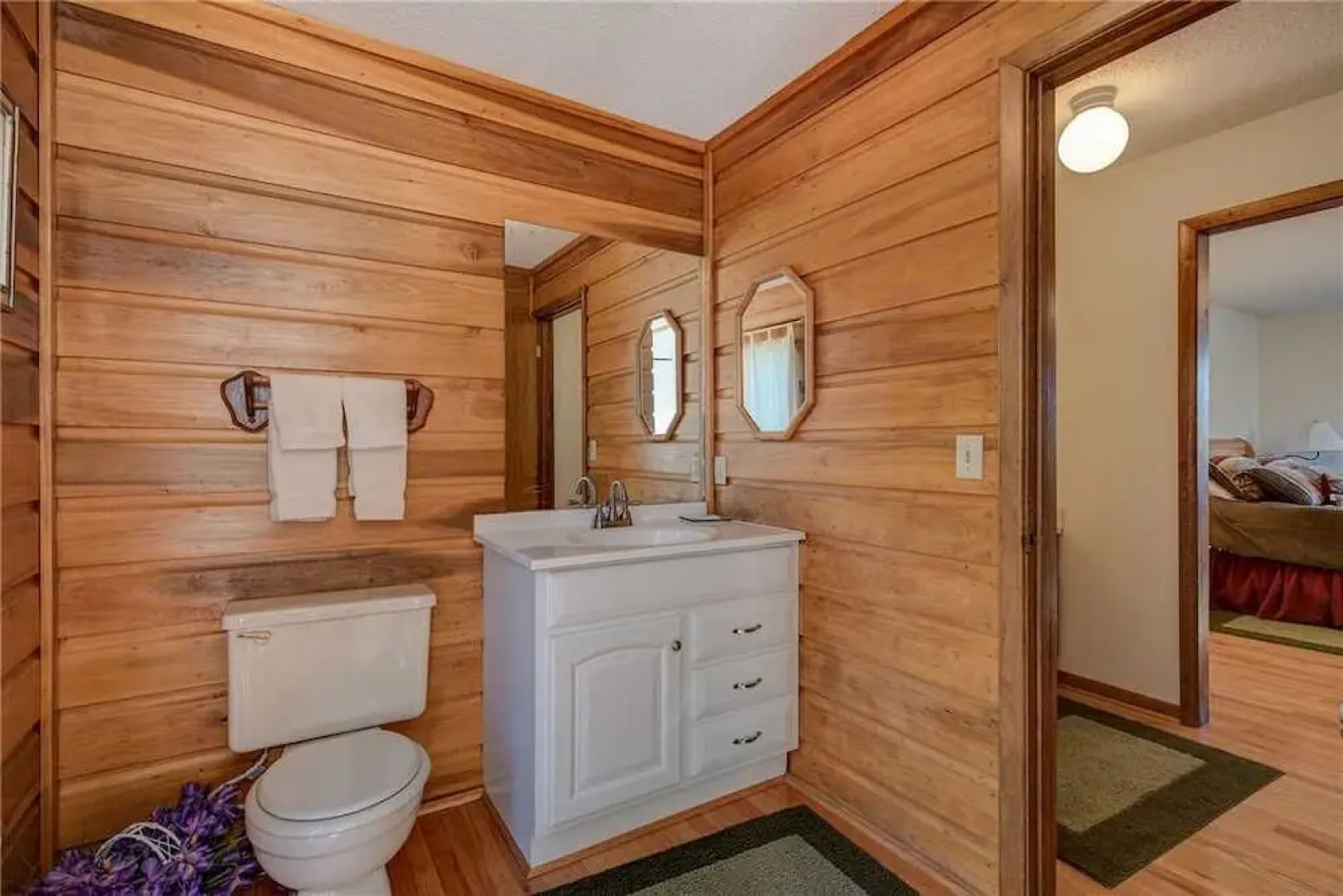 High Cotton 3 Bedroom Home with Hot Tub