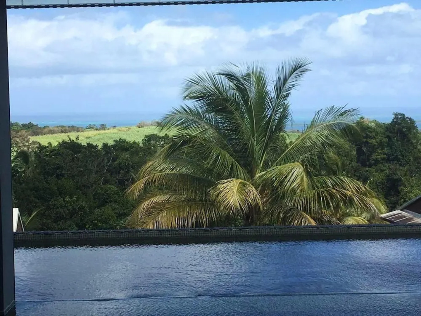 House With one Bedroom in Sainte-rose, With Furnished Garden and Wifi - 10 km From the Beach