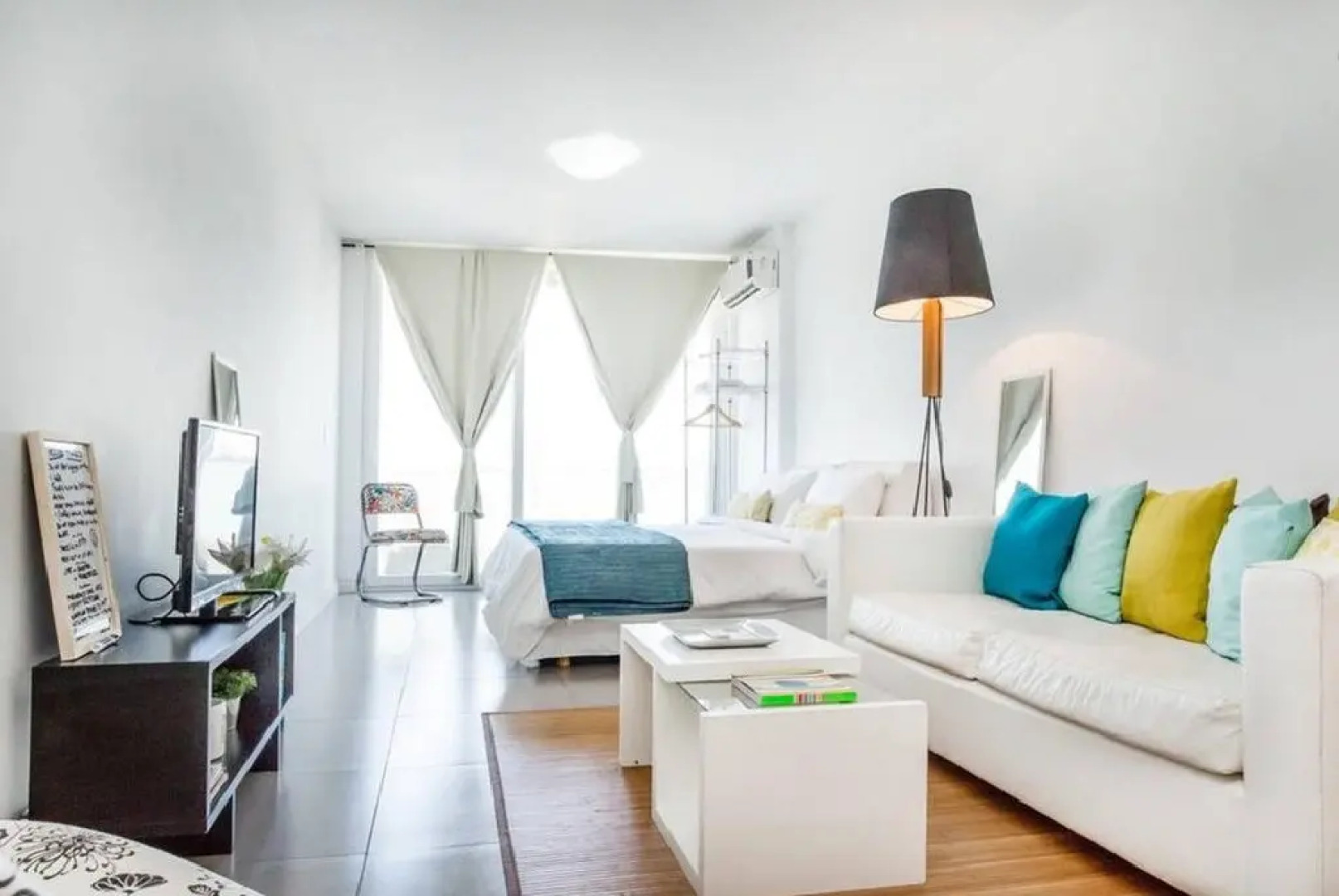 BA Hollywood Apartments