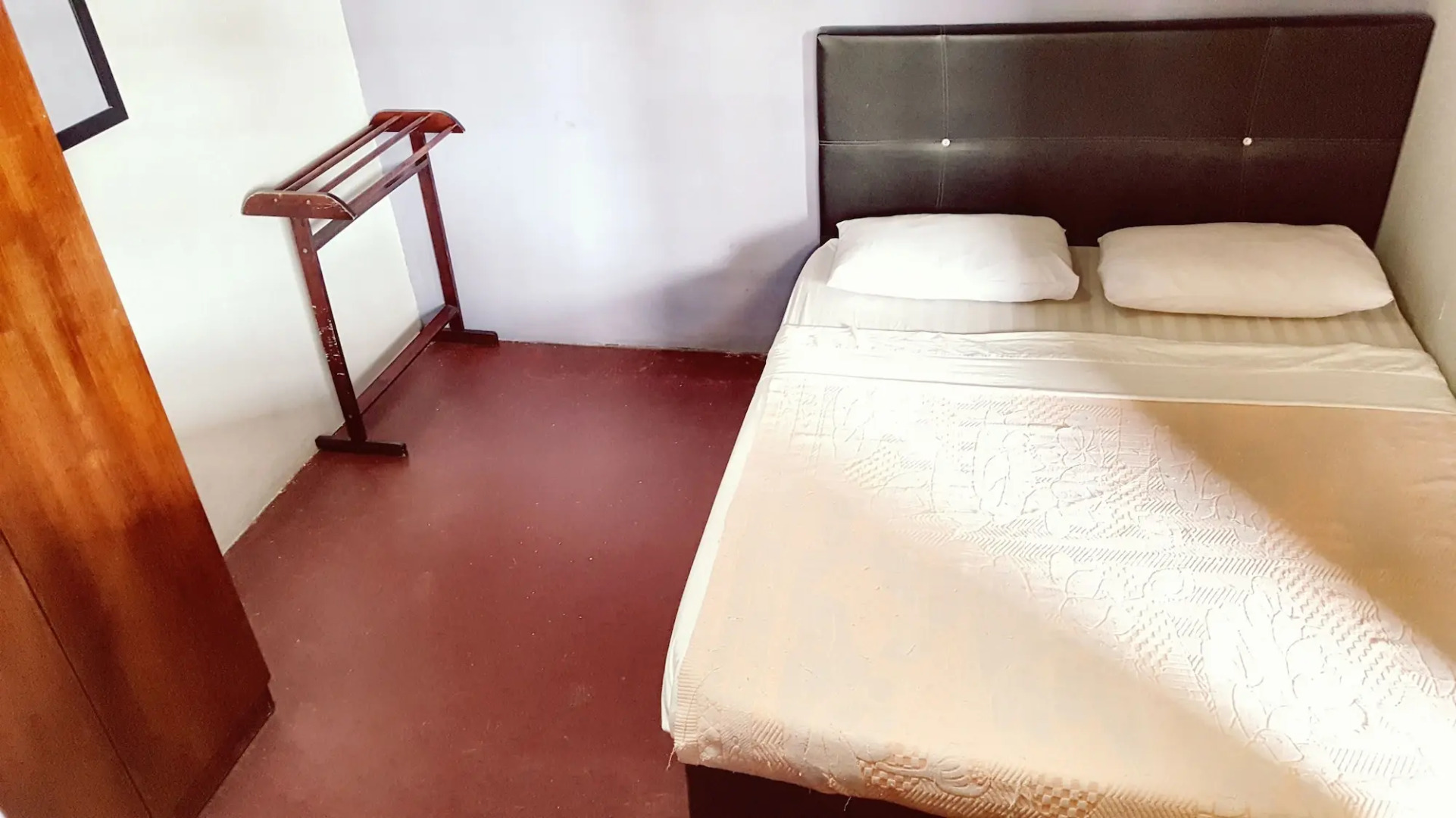 Jesselton Cabin - Hostel