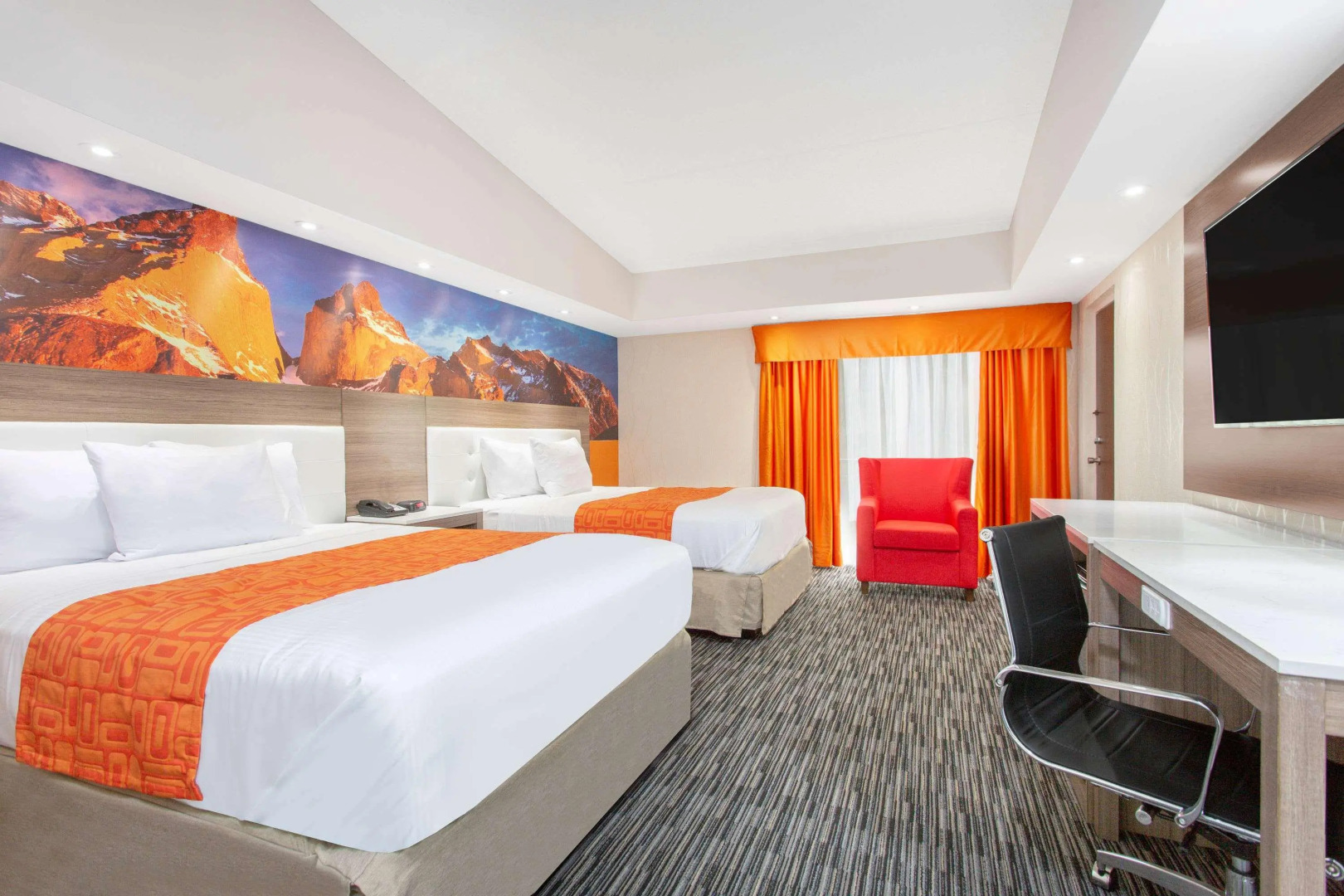 Howard Johnson by Wyndham Harrisburg