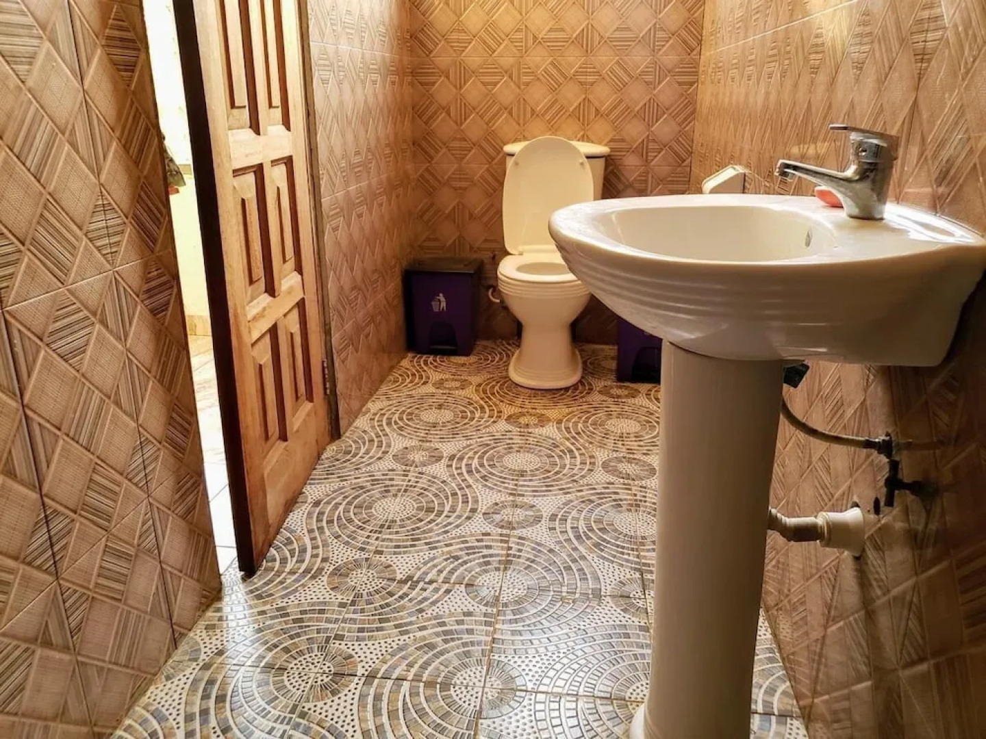 Scorpion Hill Lodge - Hostel