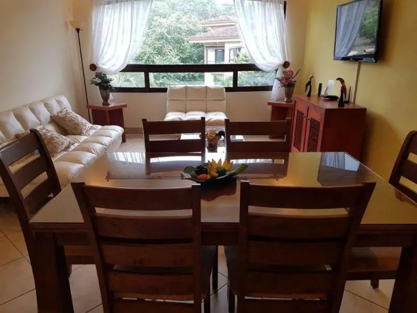 The Oaks Tamarindo Condominiums 200 mbs Internet