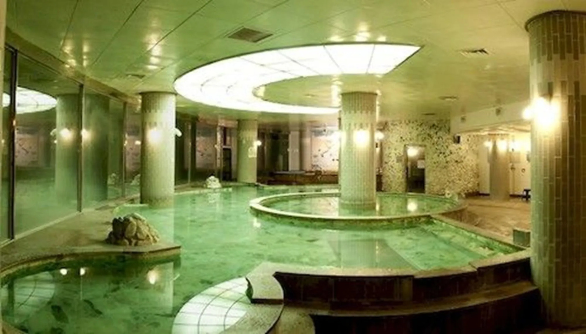Onyang Hot Spring Hotel