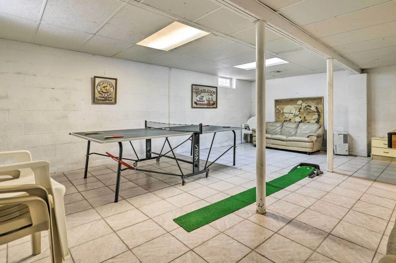 Hot Tub + Deck: Pet-friendly Poconos Getaway!