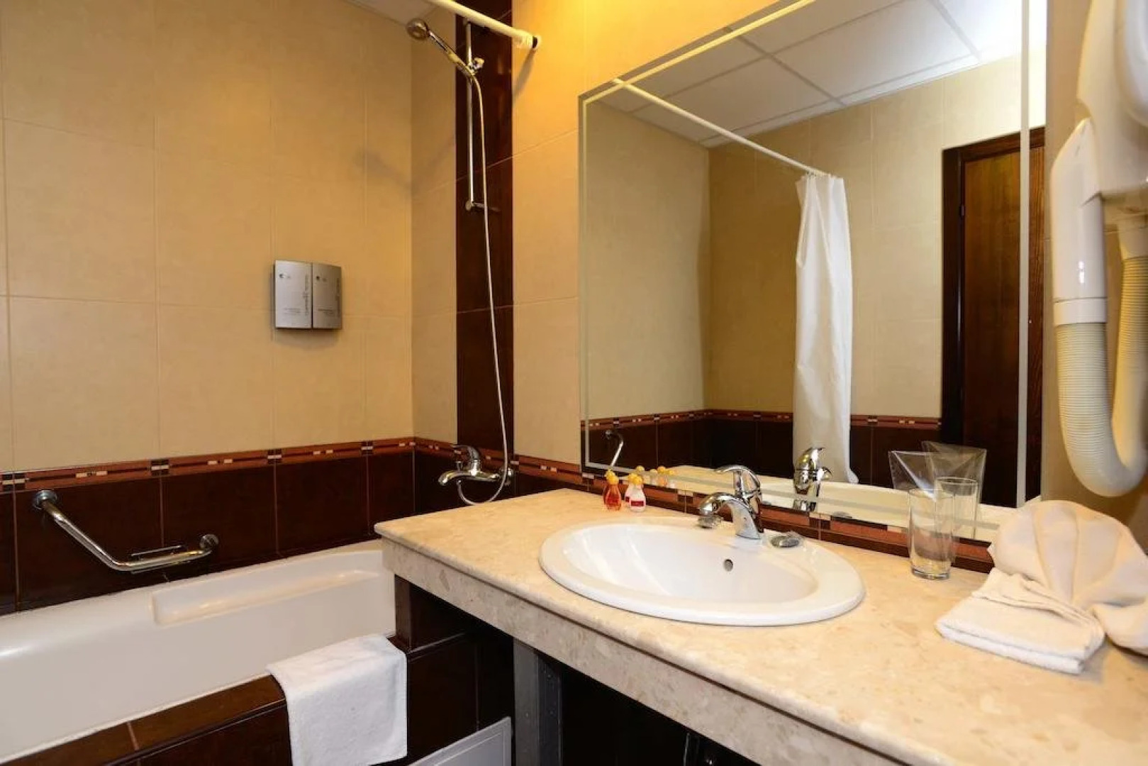 Chiflika Palace Hotel & SPA