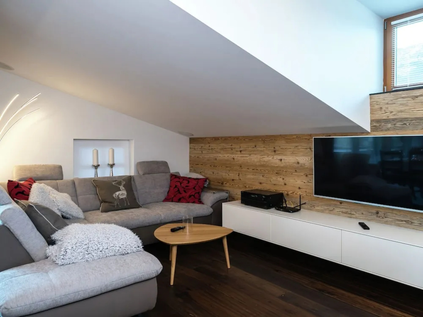 Modern Apartment Near Ski Area in Niedernsill