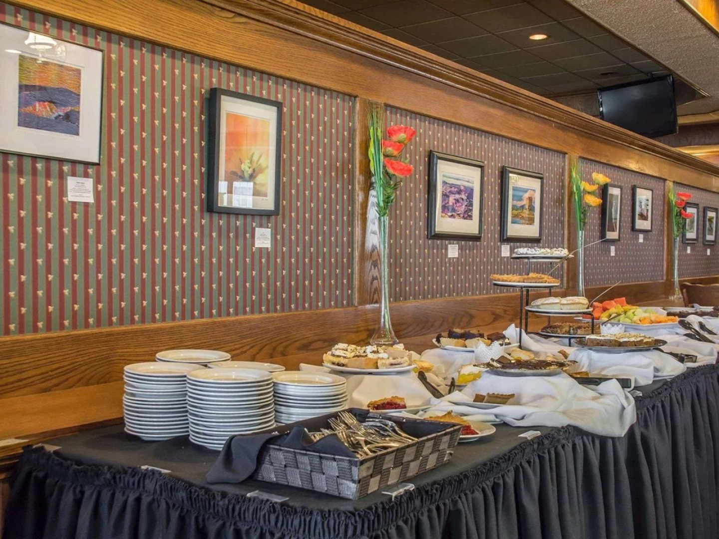 Quality Hotel & Suites