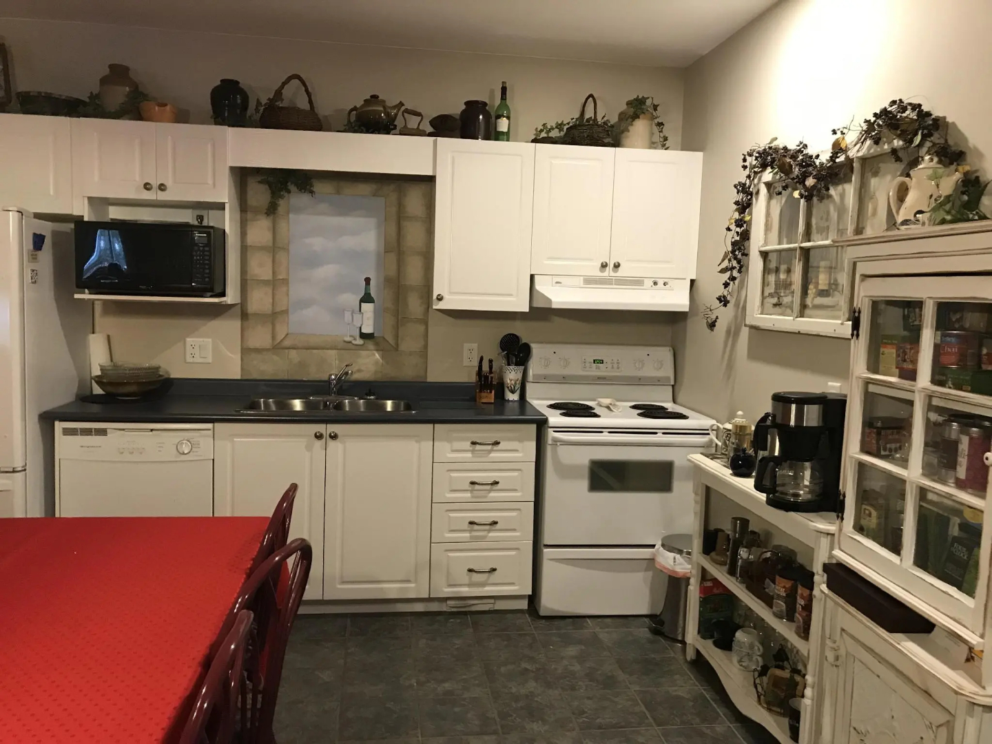 Golden Pathways Retreat and B&B