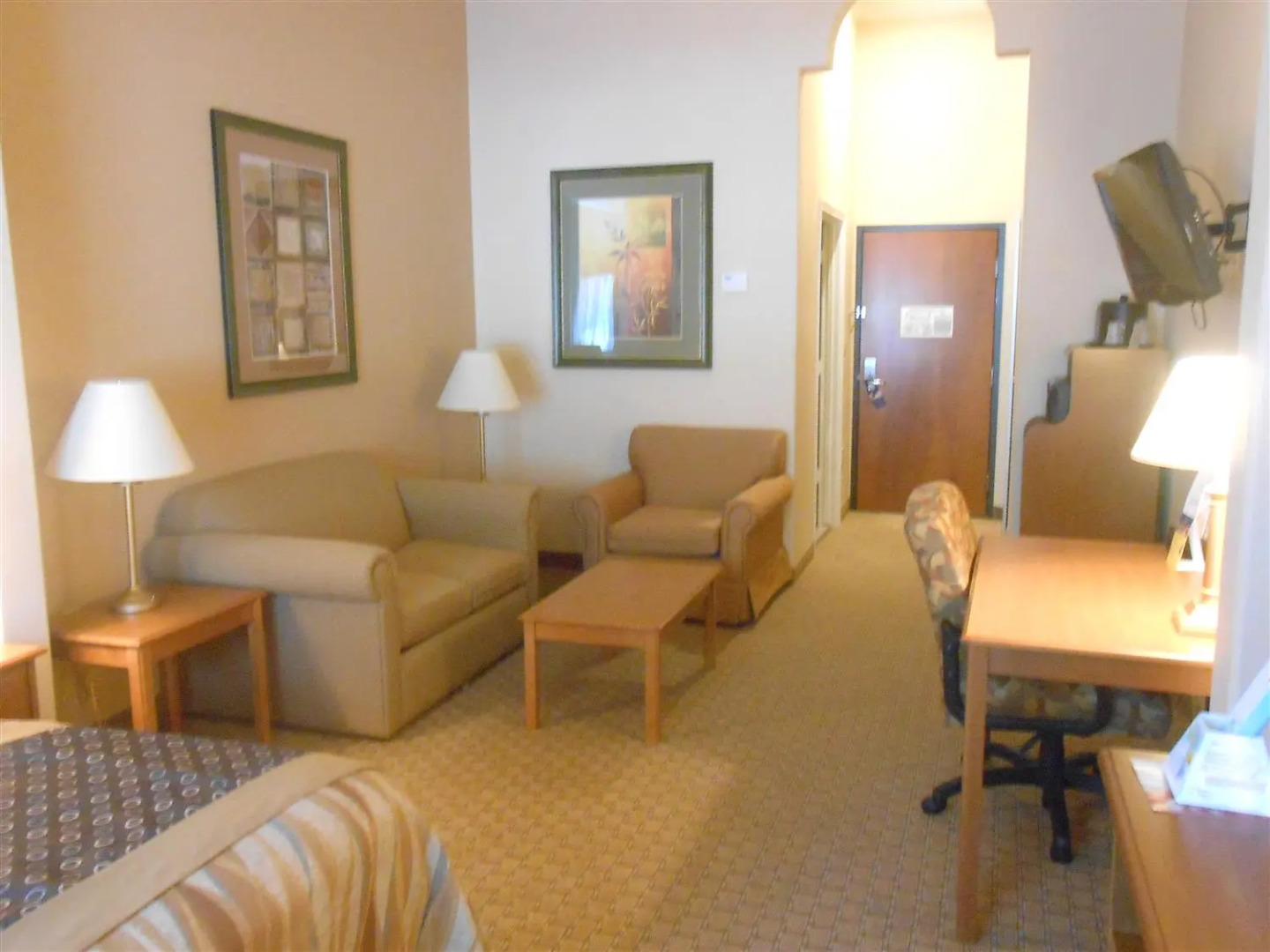 Best Western Plus New Caney Inn Suites