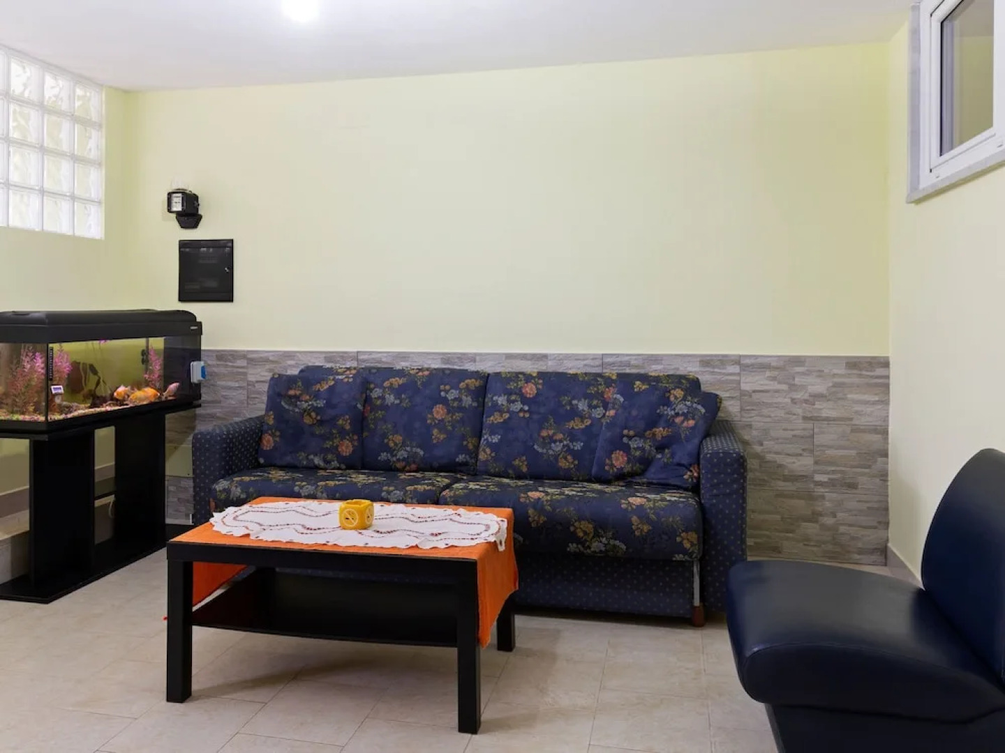 Pleasant Holiday Home in Mondragone With Garden