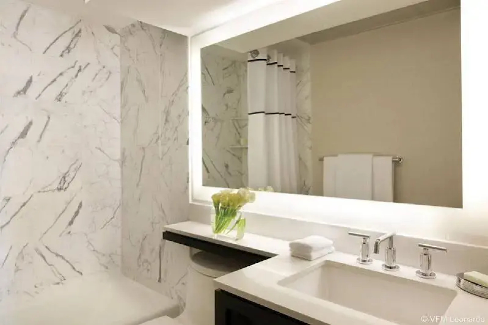 Latham Hotel - Downtown