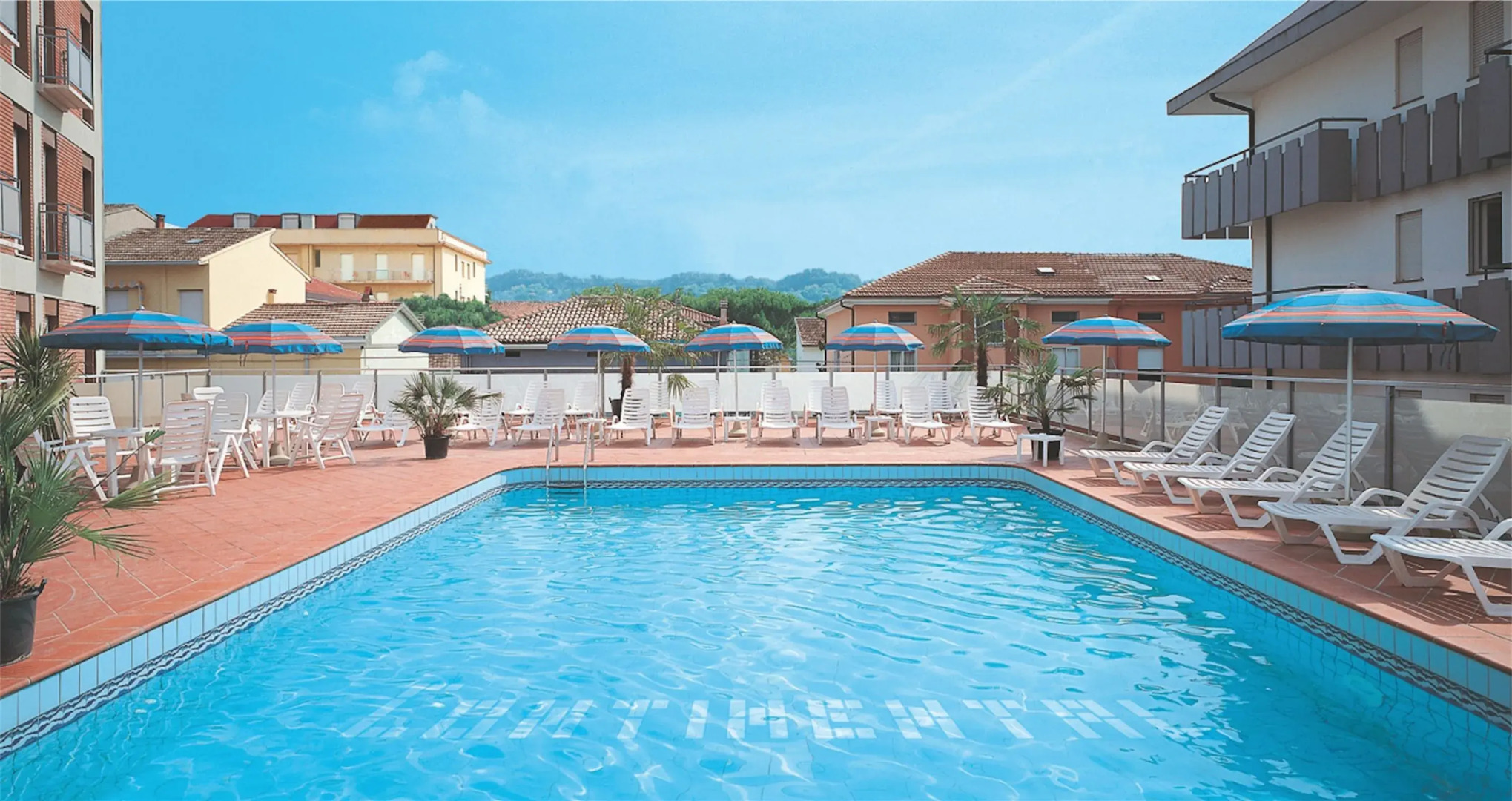 Residence Continental Resort