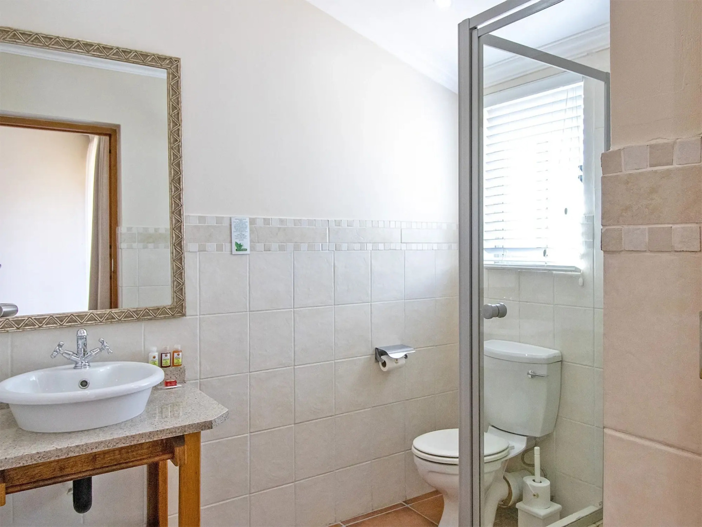 Sunward Park Guest House & Conference Centre