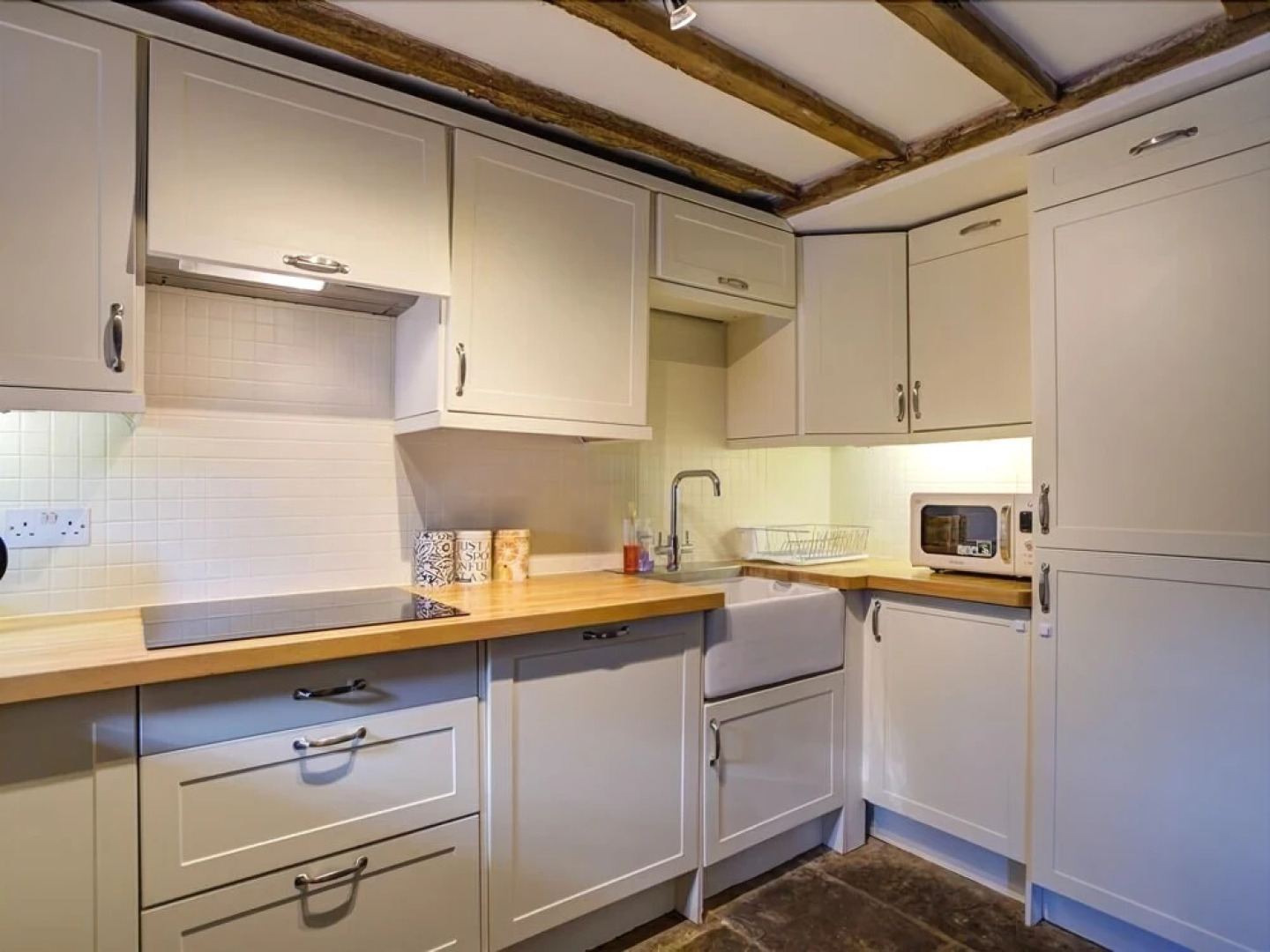 Hollytree Cottage, Chipping Norton