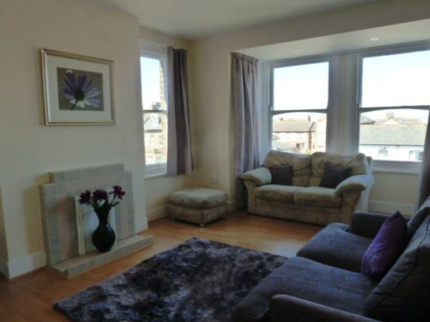 Top Floor Flat with Sea View