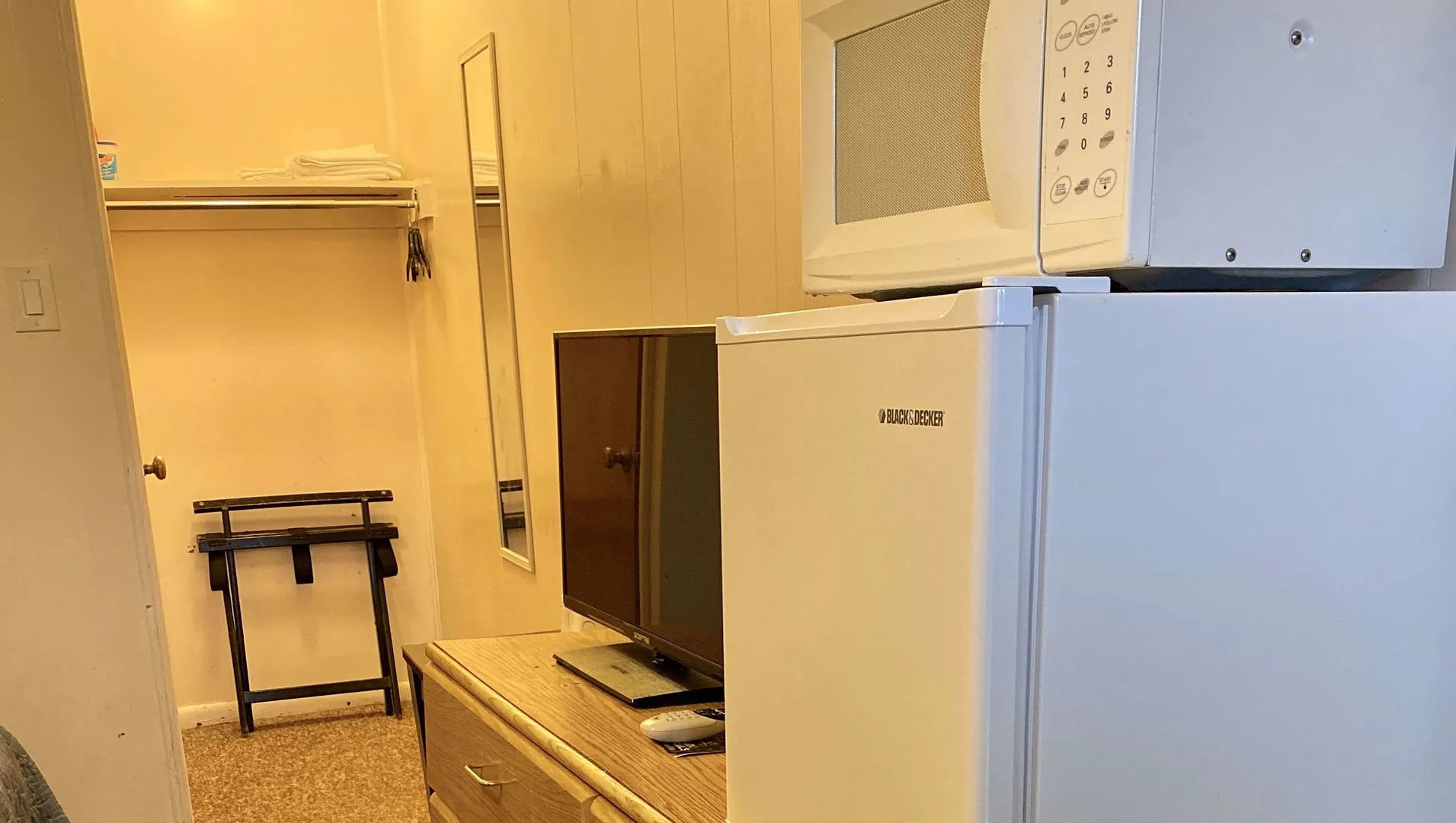 Country Place Inn And Suites