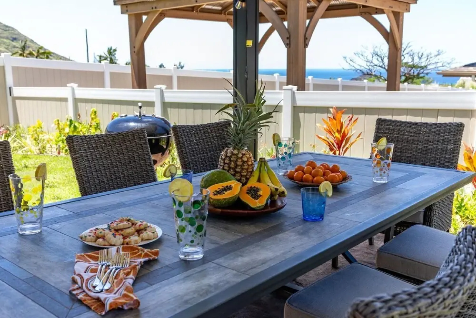 @ML Ocean View, Golf, Gazebo and Bbq, we Have All!