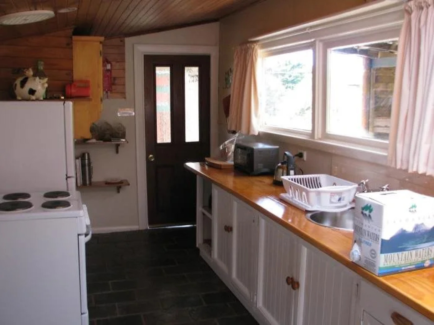 Glenbrook House and Cottage