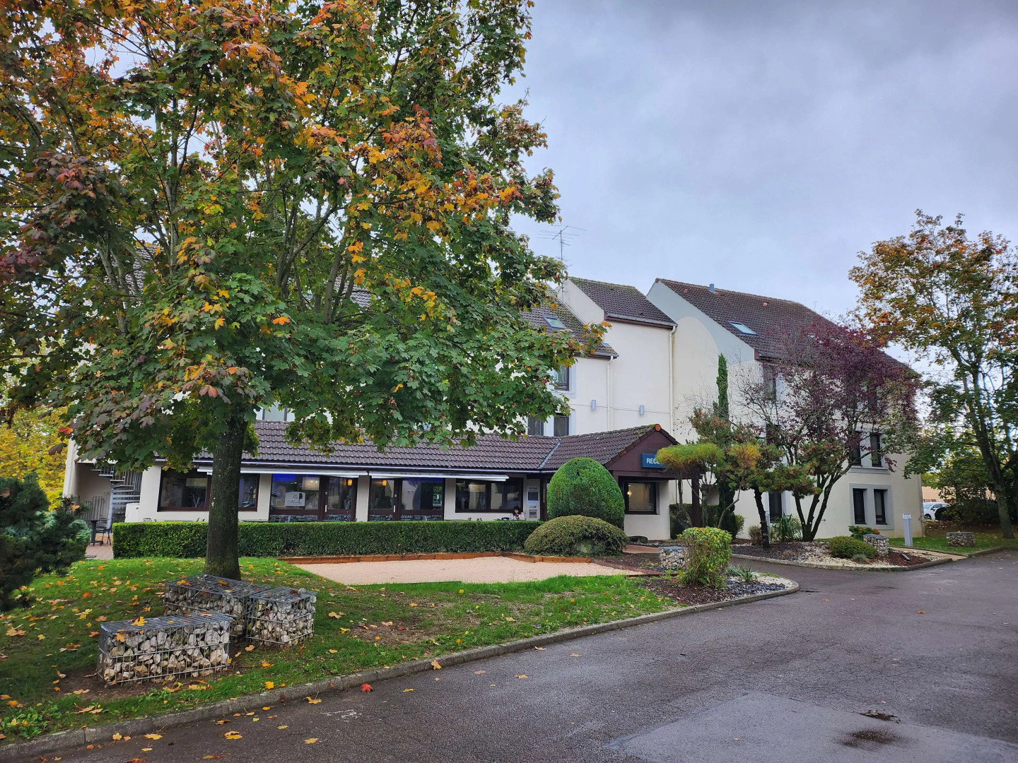 Kyriad DIJON EST - Mirande