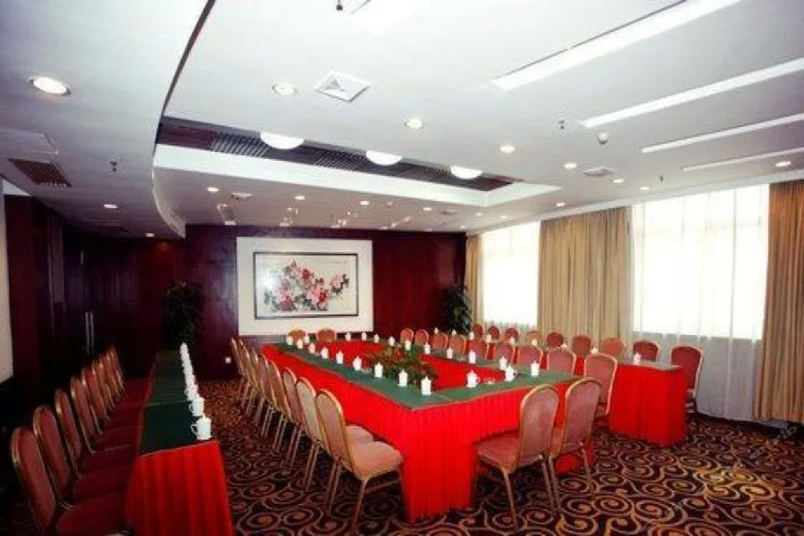 Xiangjun Huatian Commerce