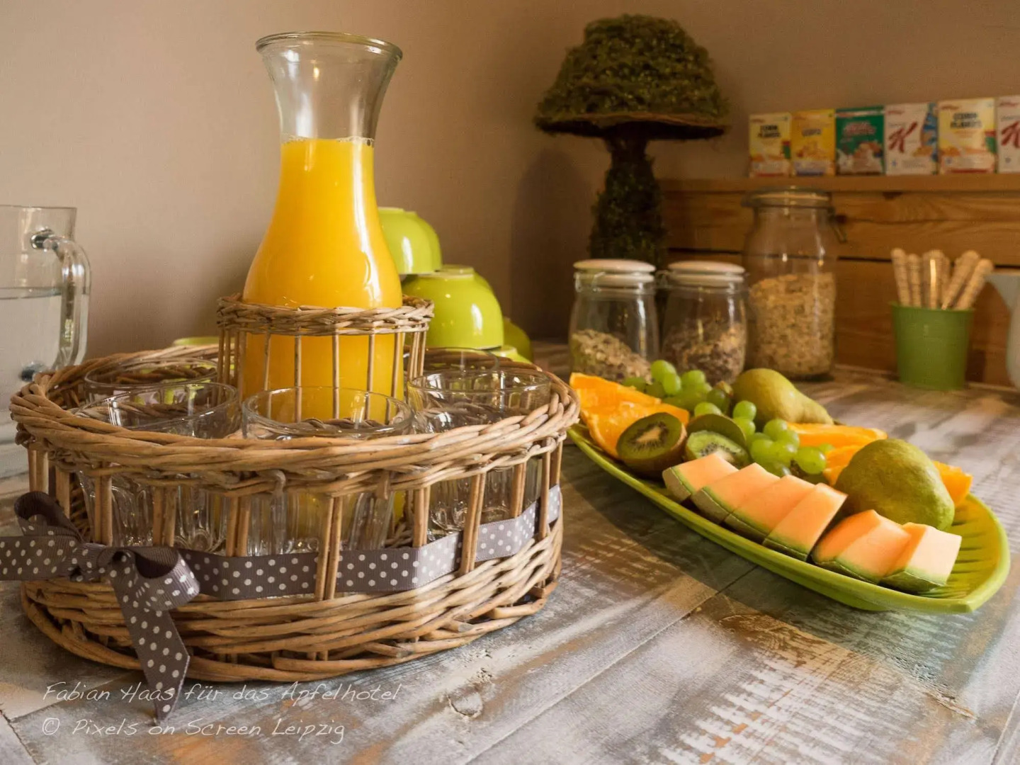 Apfelhotel mit Streusel