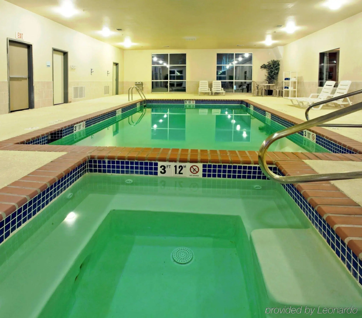 Holiday Inn Express Hotel & Suites Shamrock North by IHG