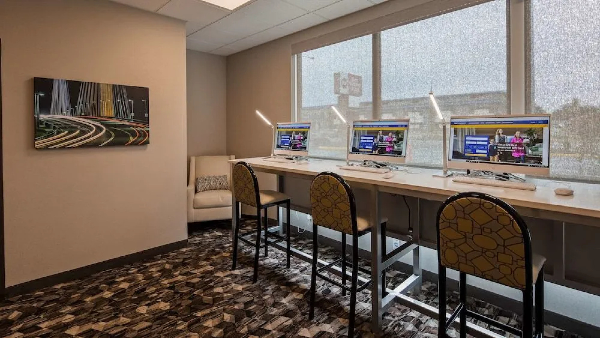 B/W Plus Columbia River Hotel & Conference Ctr