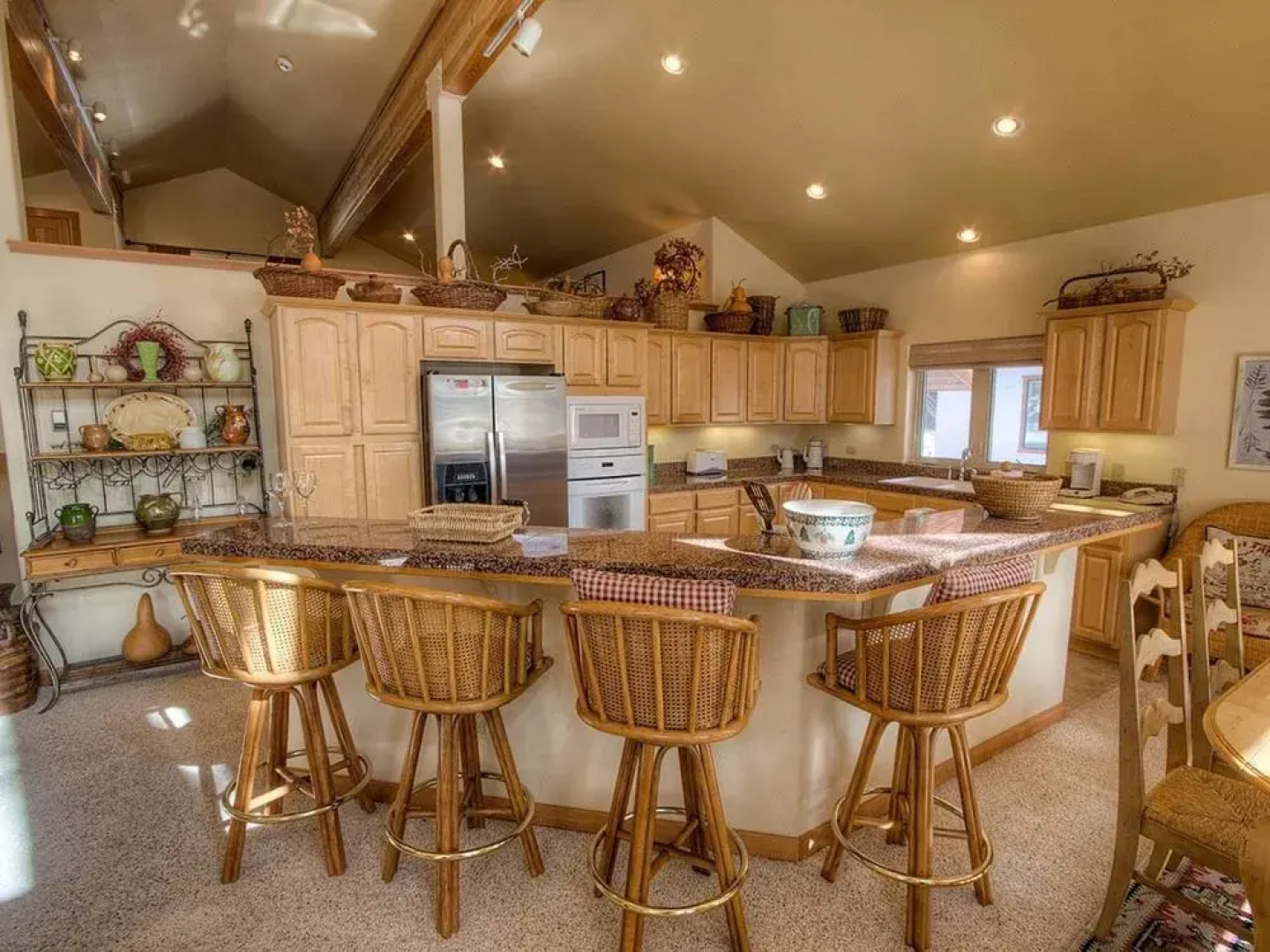 Luxurious Lower Tyrolian Village 3 Br chalet by RedAwning