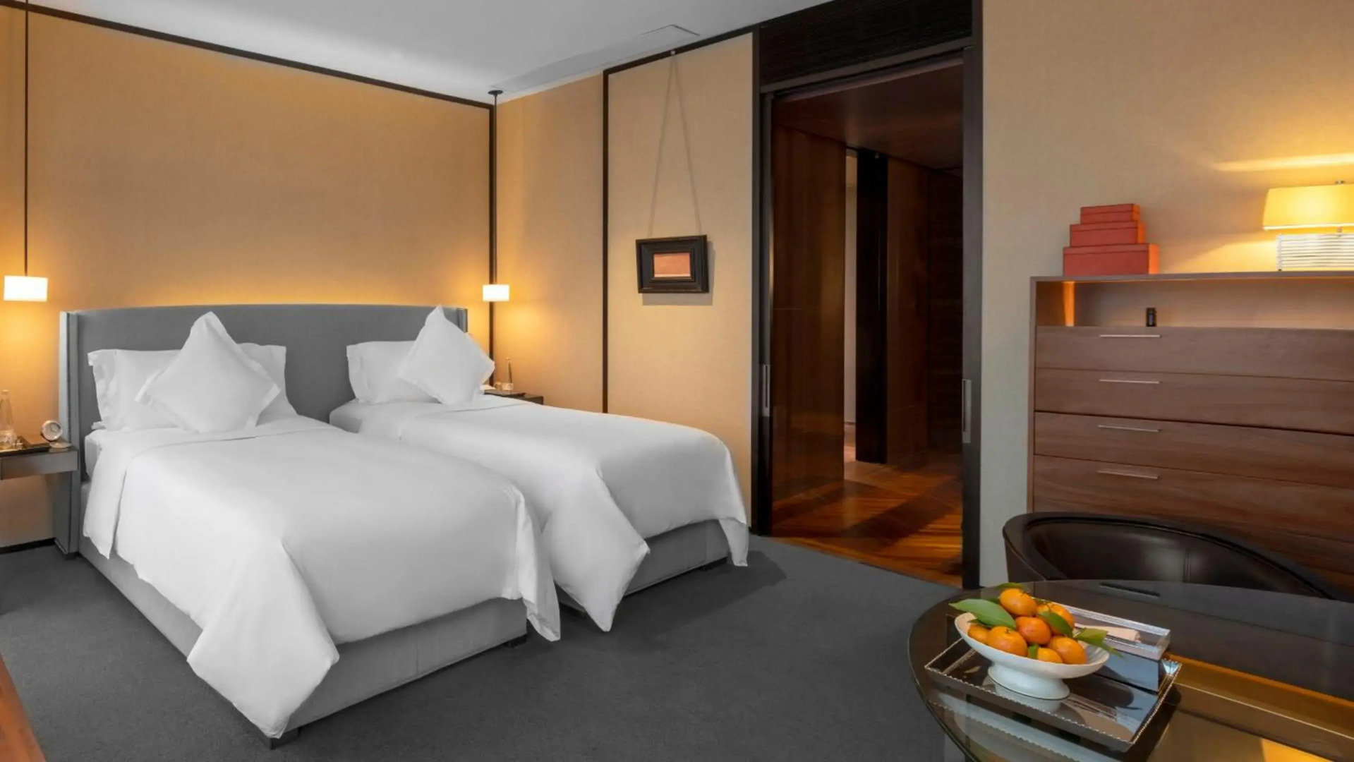 Mandarin Oriental, Guangzhou