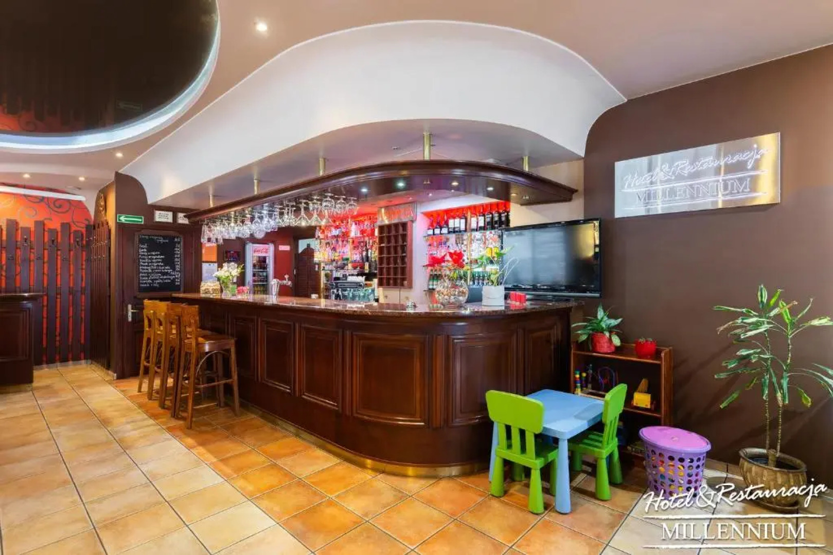 Hotel Millennium